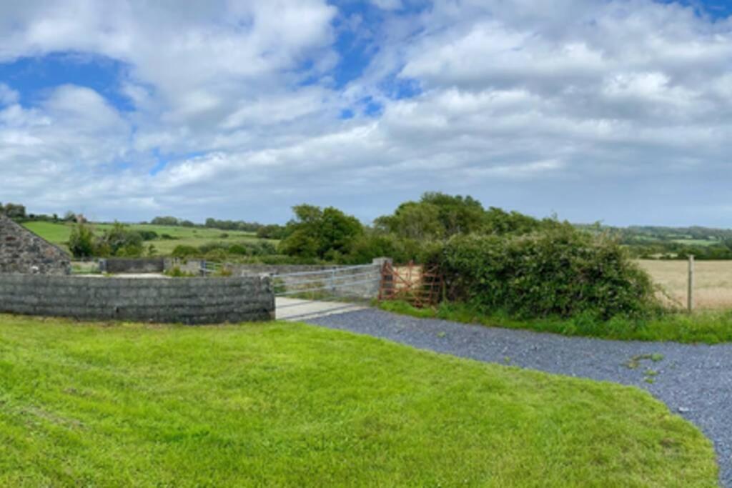 プスヘリ Snowdon Bay - North Wales - Stunning Llyn Peninsula Mountain & Ocean Views - Wilde Retreatsヴィラ エクステリア 写真